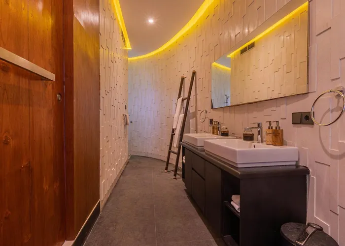 Villa Taman Mesari Luxury Villas-seminyak Seminyak
